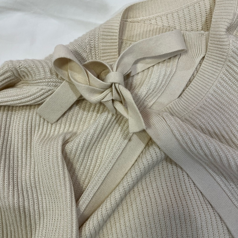 VINCE Cream Ribbed Sweater - Picture 4 of 4